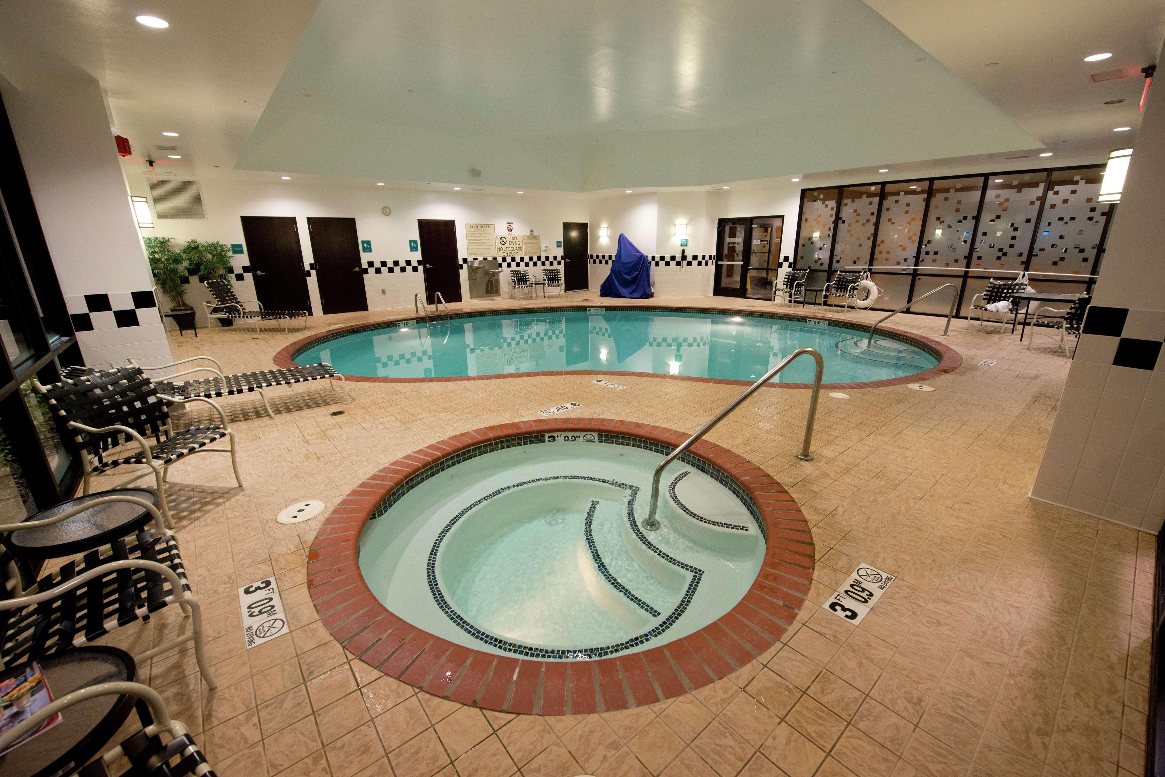 Doubletree Suites By Hilton Bentonville Extérieur photo