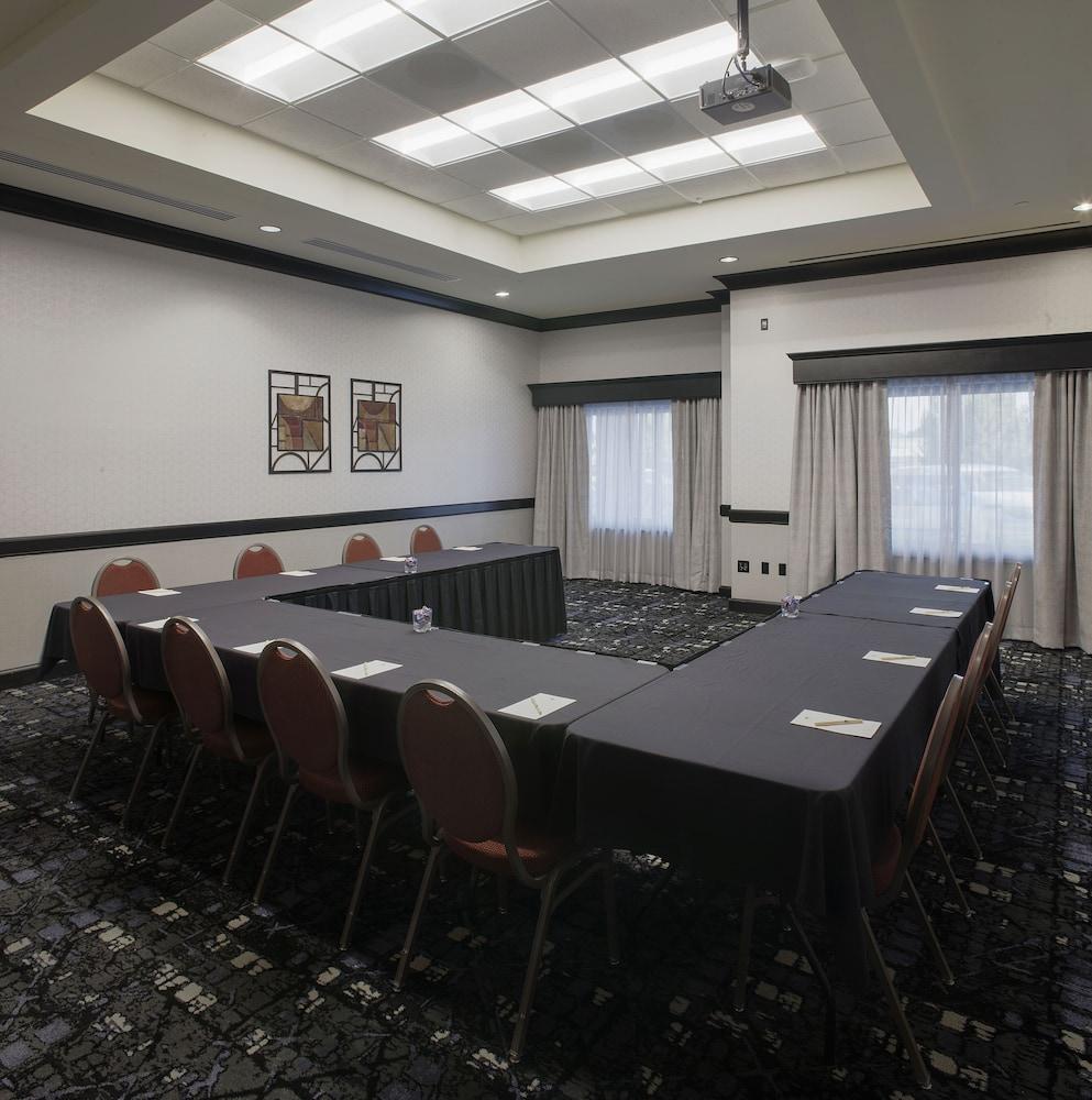 Doubletree Suites By Hilton Bentonville Extérieur photo